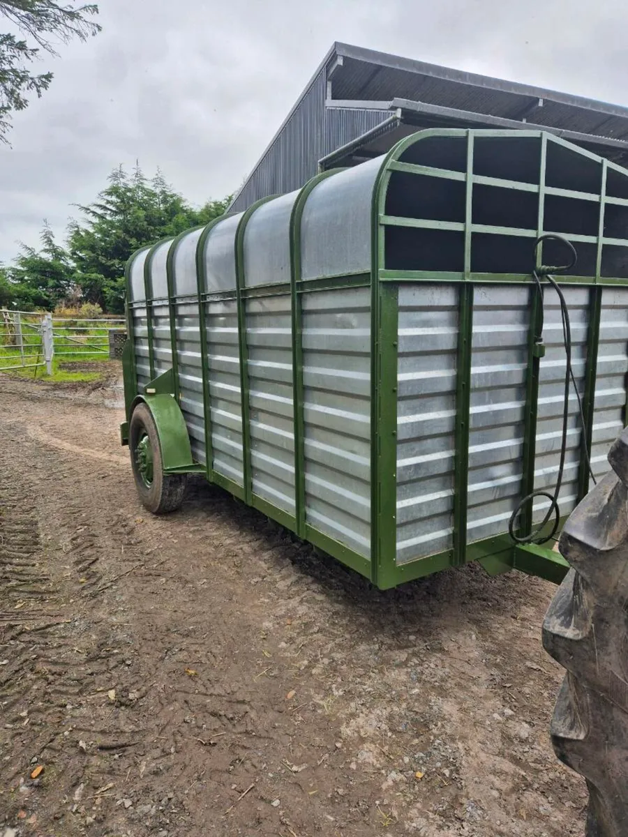Cattle trailer - Image 2