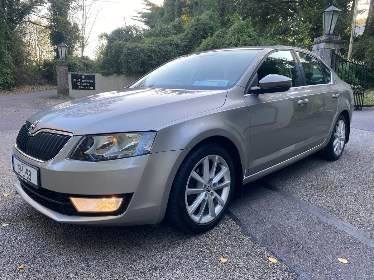 2016 SKODA OCTAVIA NCT 5/26 TAXED 2/26 - Image 3