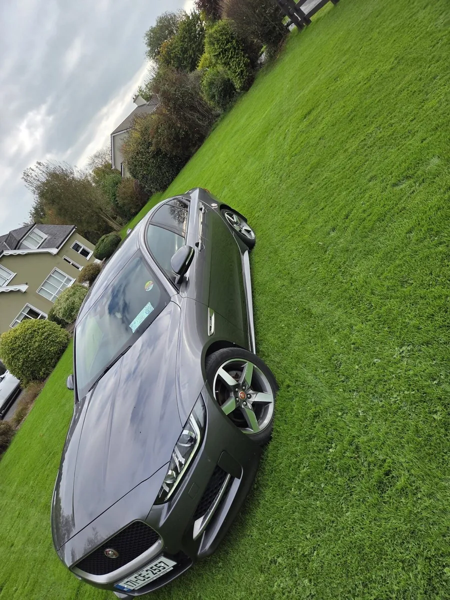 Jaguar XE Sport - Image 3