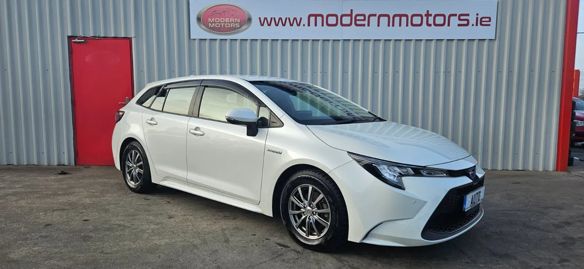 toyota corolla hybrid/petrol 1.8 auto estate - Image 1