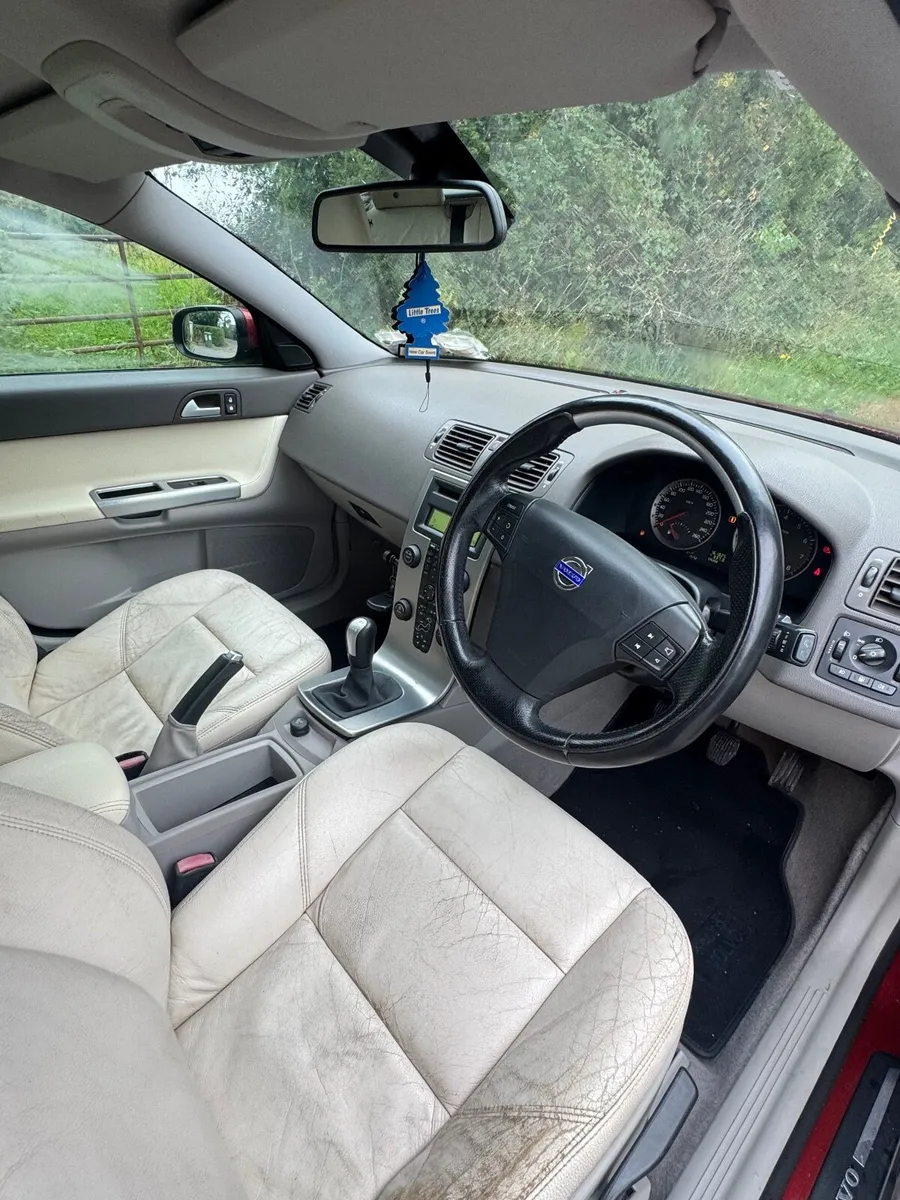 Volvo V50 2007 - Image 4