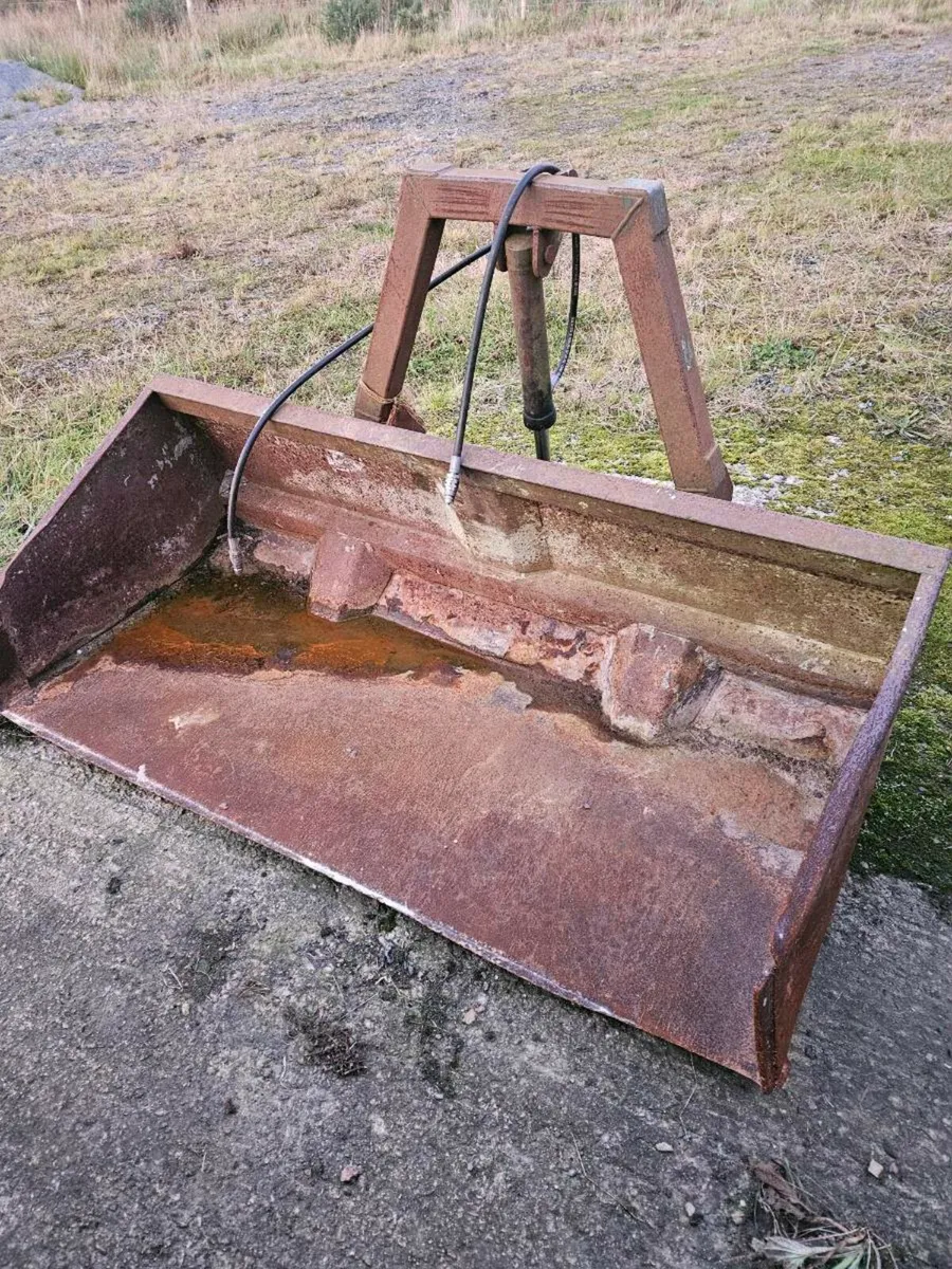 Power box - Image 1
