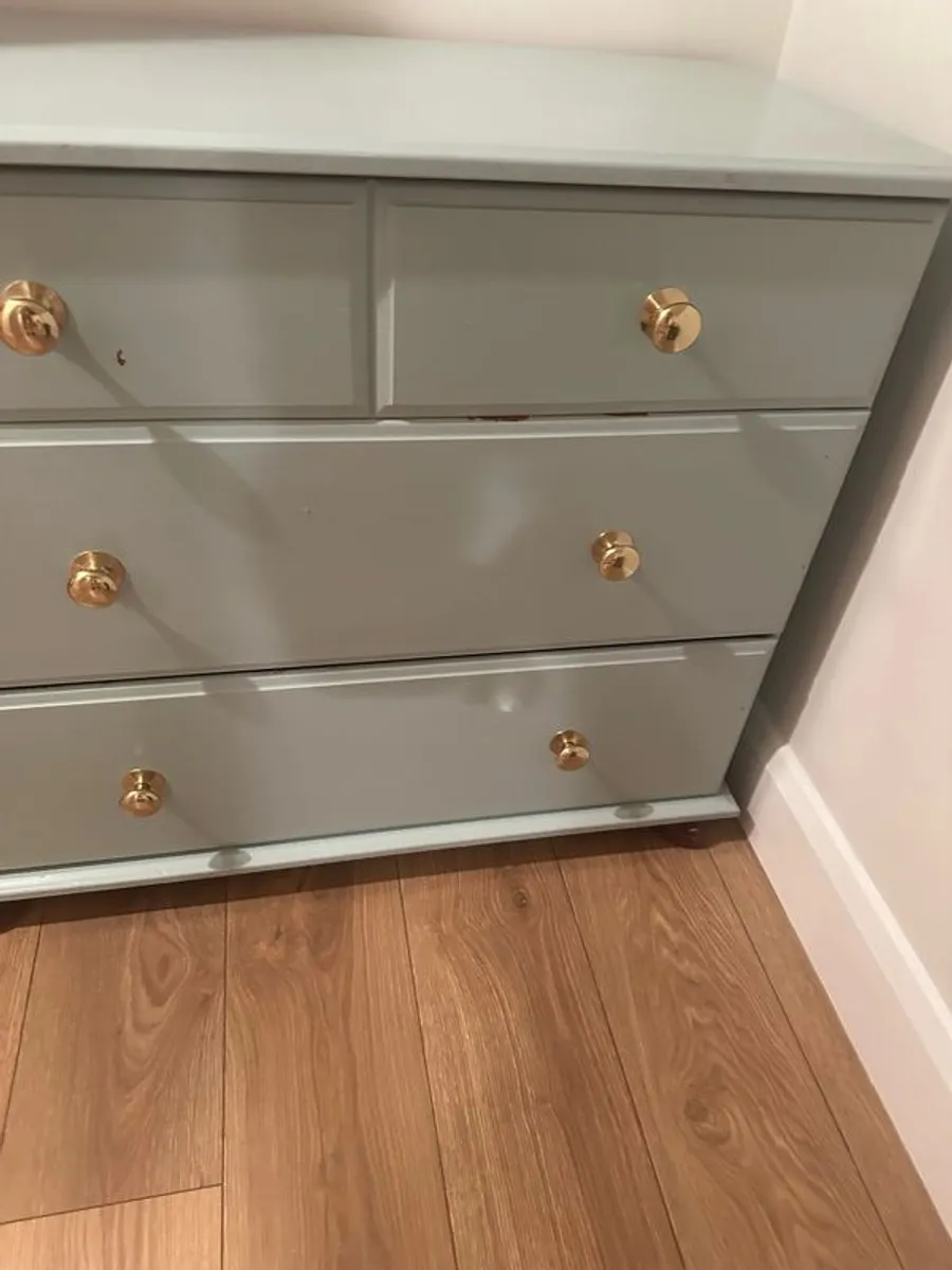Chest of drawers - Image 1