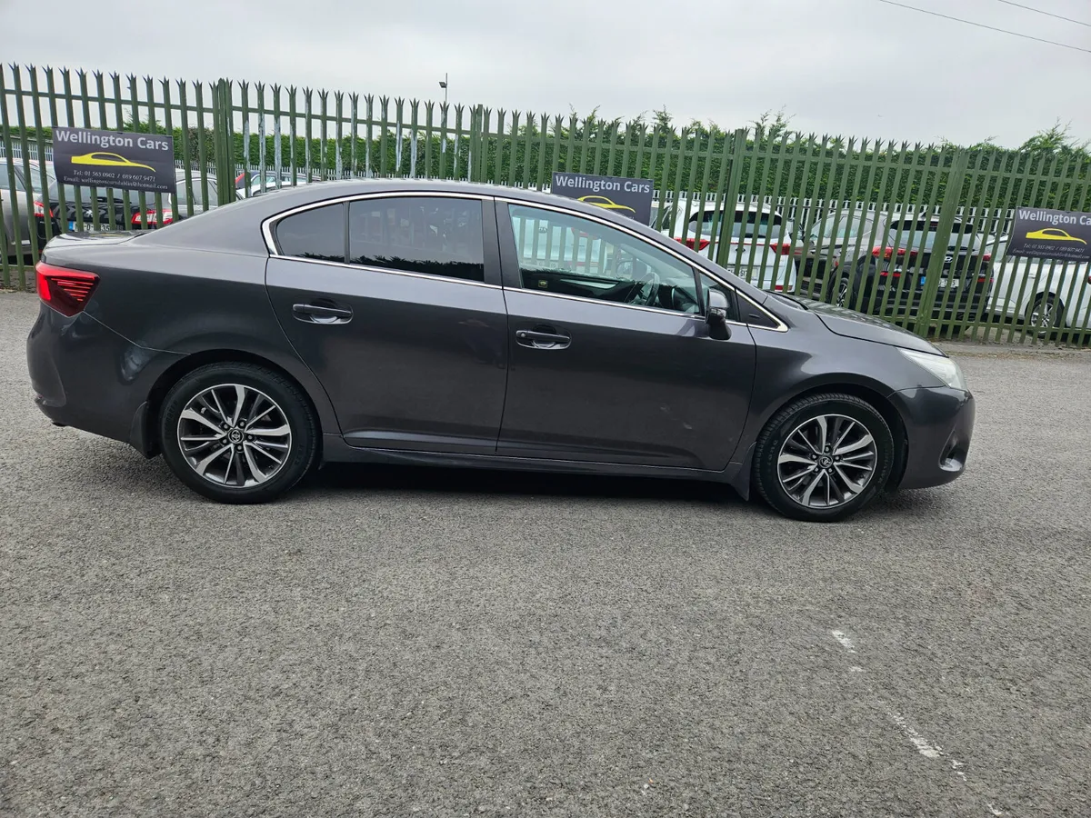 Toyota Avensis 2017 2.0 D4D SOL NAVI 143 - Image 3