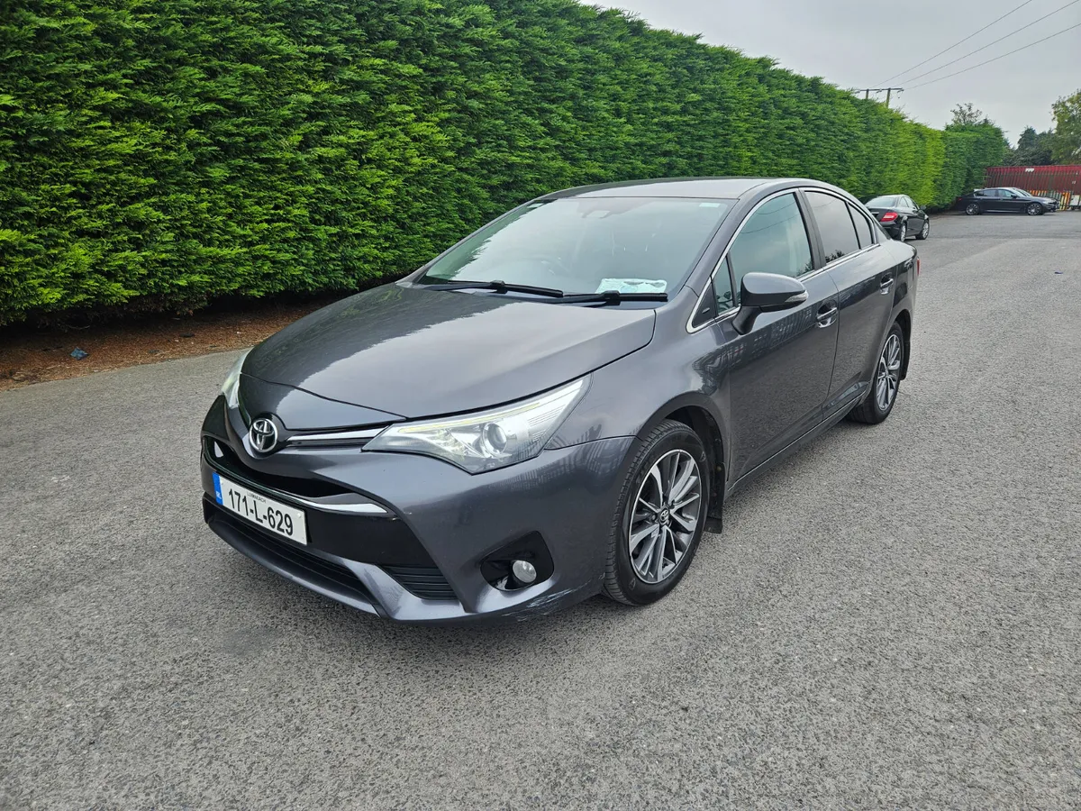 Toyota Avensis 2017 2.0 D4D SOL NAVI 143 - Image 1