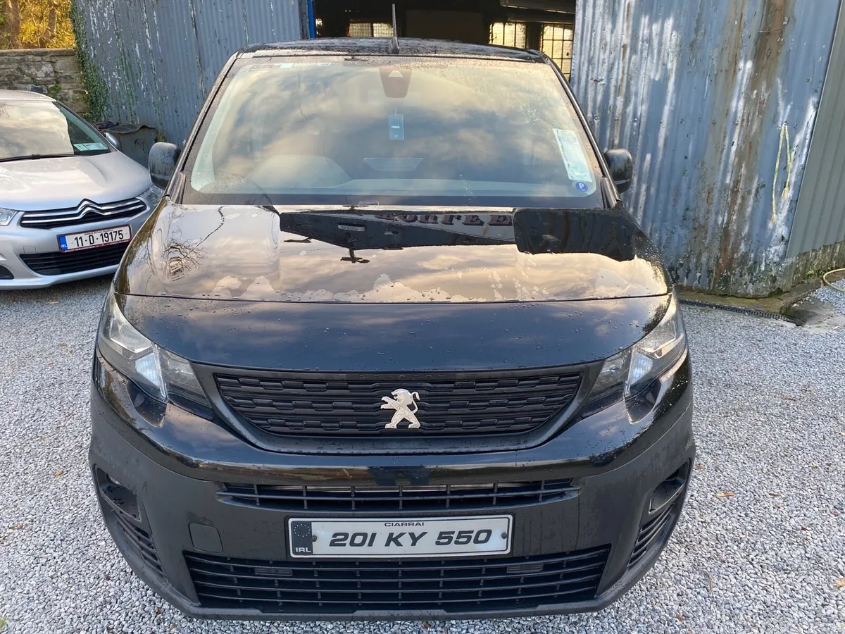 201 Peugeot Partner 1.6 diesel 1 owner Cvrt 1/26 - Image 3