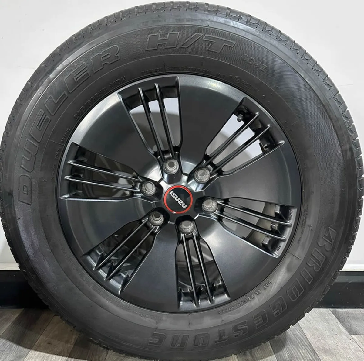 18" Genuine Isuzu D-MAX Alloy Wheels & Tyres - Image 4