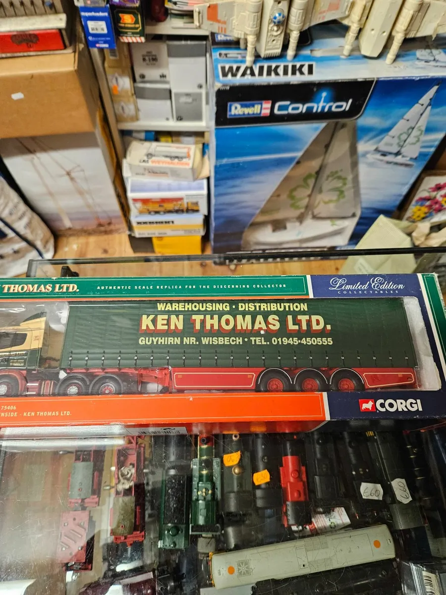 Corgi Leyland DAF Tractor Unit and Trailer 1.50 - Image 2