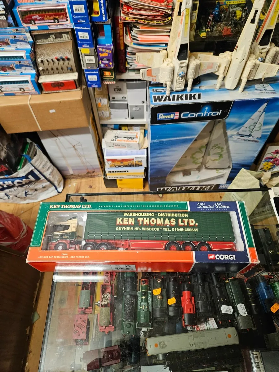 Corgi Leyland DAF Tractor Unit and Trailer 1.50 - Image 3