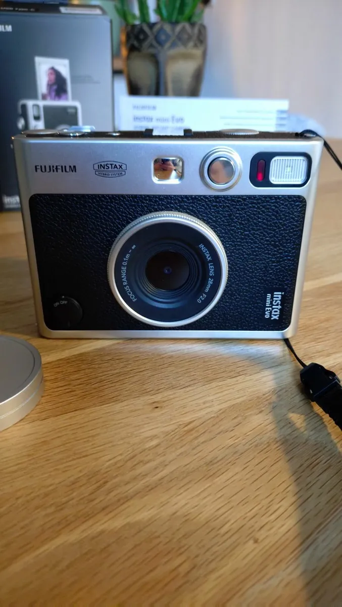 Fujifilm Instax Mini Evo Camera - Image 2