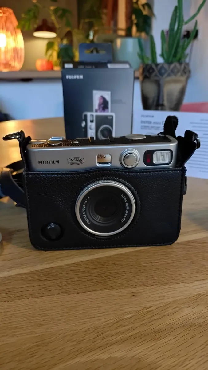 Fujifilm Instax Mini Evo Camera - Image 3