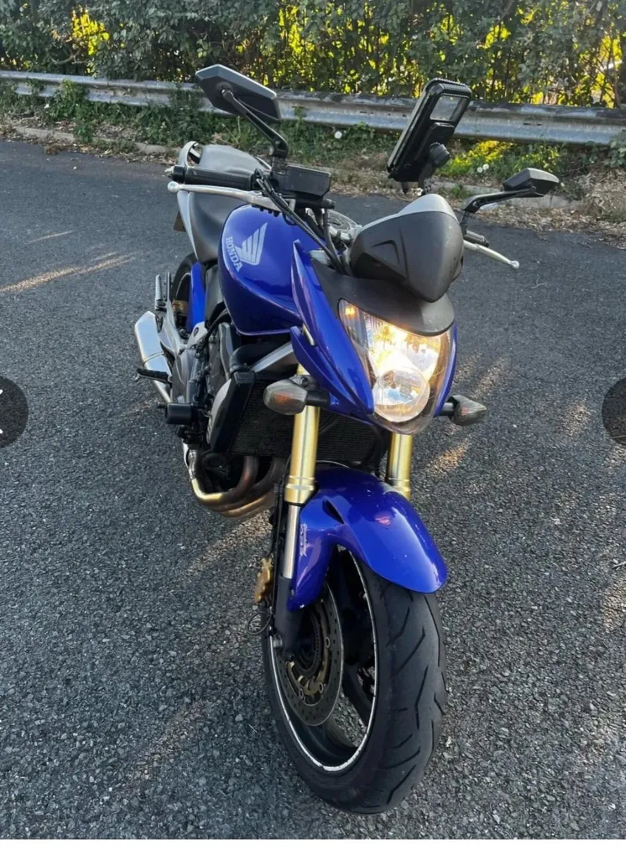 Stunning 2008 Honda CBF Hornet 600 Motorbike - Image 2