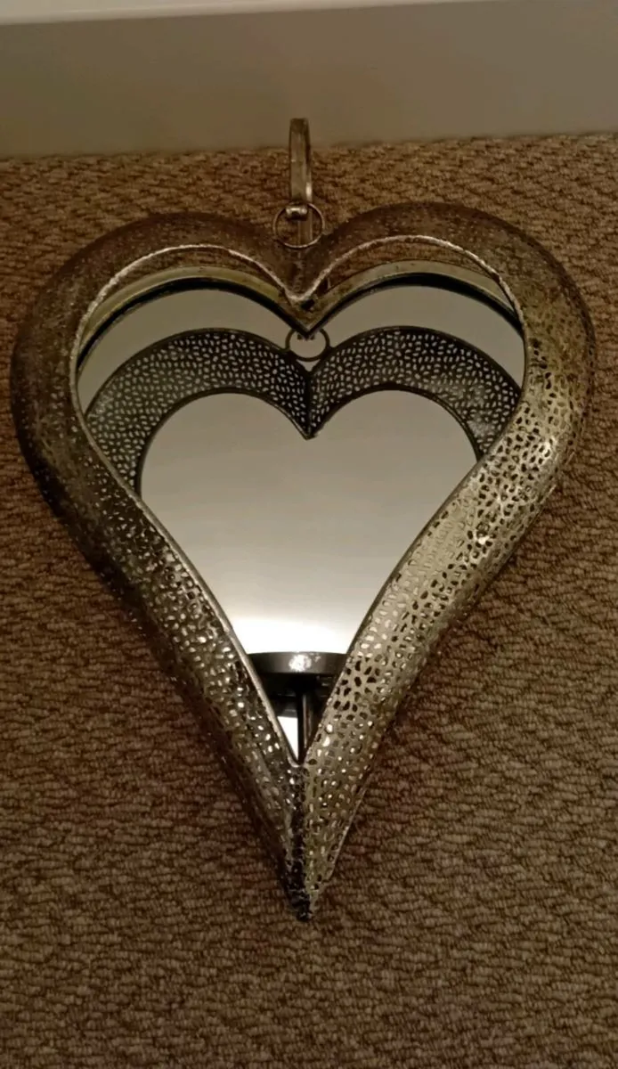 Silver Heart Mirrored T light candle holder