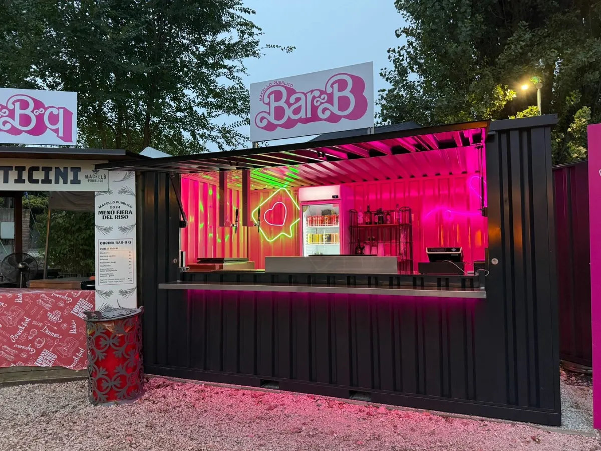 Fully Built Bar Container – Low Price and Ready! - Image 1