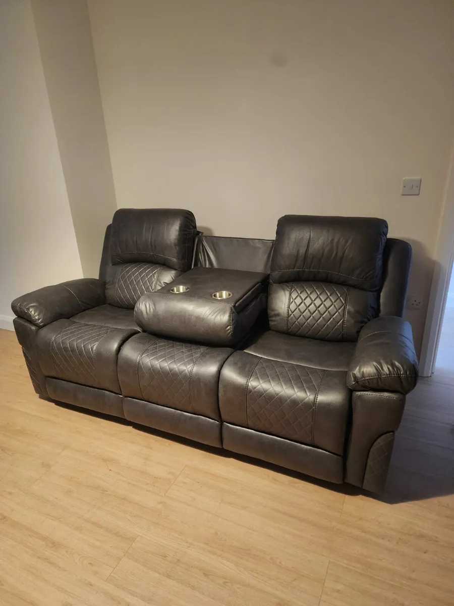 Norman leather recliners - Image 3