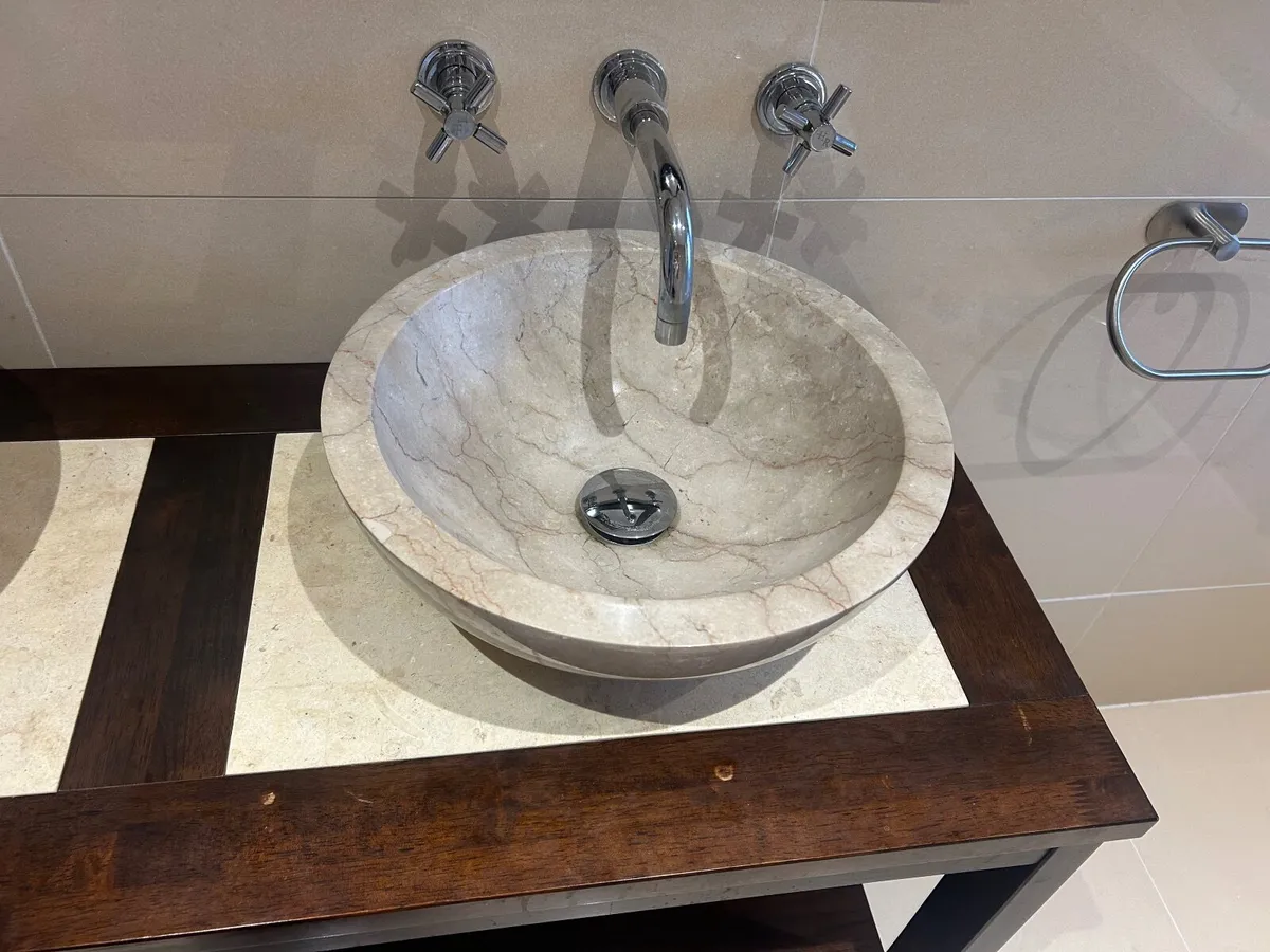 Bathroom Unit - Image 4
