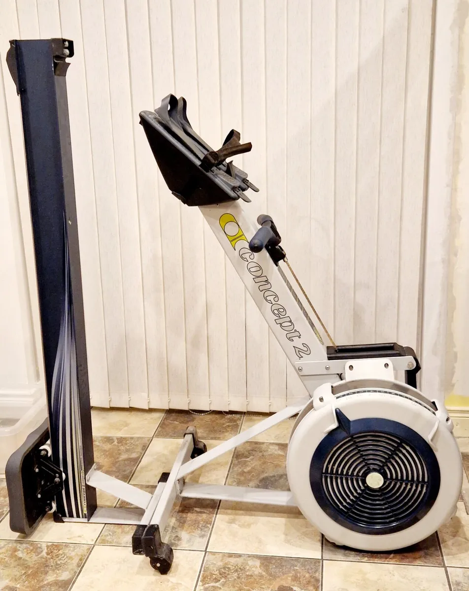 Concept 2 rowing machine - Image 1