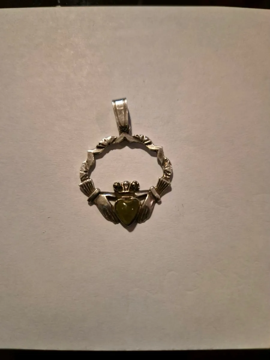 Ladies broach - Image 1