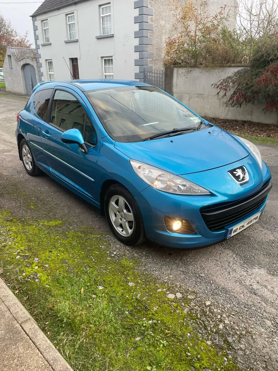 Peugeot 207 diesel 2012 - Image 1