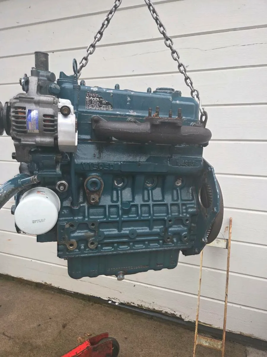 Kubota V1505 4 cylinder diesel engine - Image 2