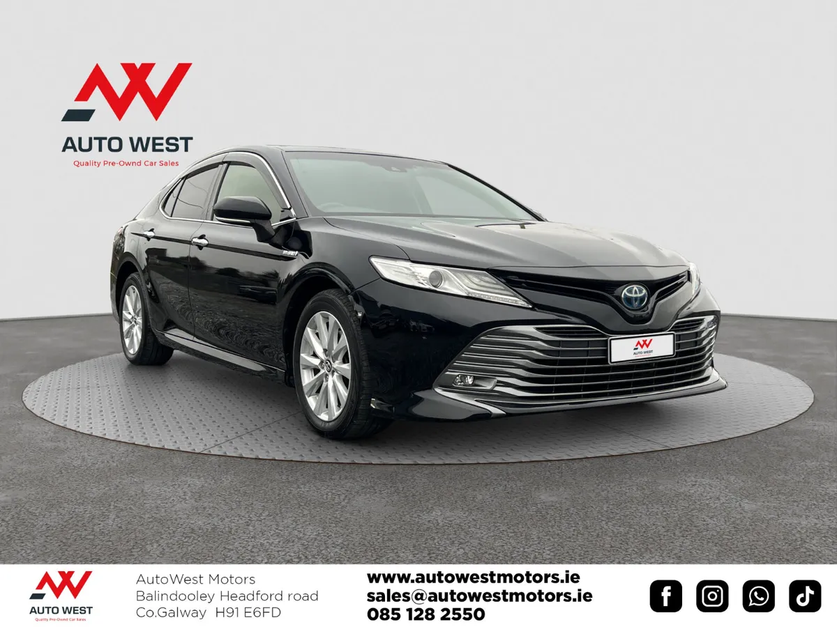 2018 Toyota Camry Self Charging Hybrid Automatic - Image 1