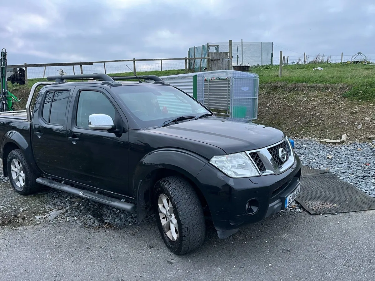 Nissan Navara Tekna - Image 2