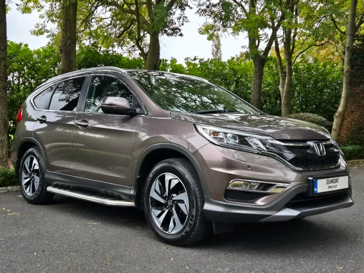 2017 Honda CR-V EX Auto AWD - with only 40k Miles - Image 3
