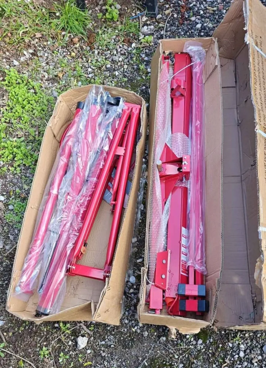 Plasterboard lift - Image 2