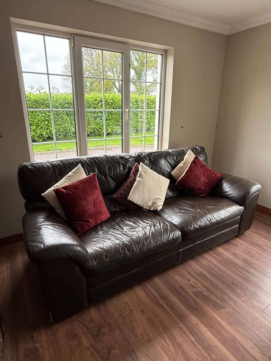 Sofa - Image 3