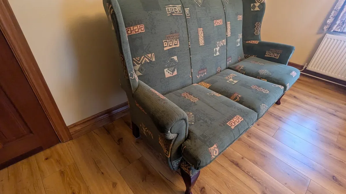Couch - Image 2