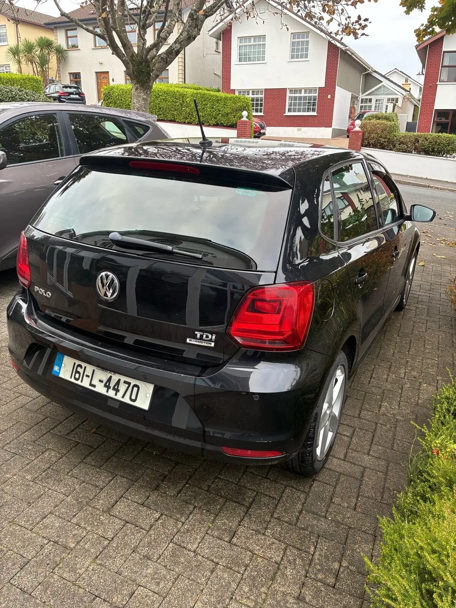 2016 Volkswagen Polo (Black) - Image 3