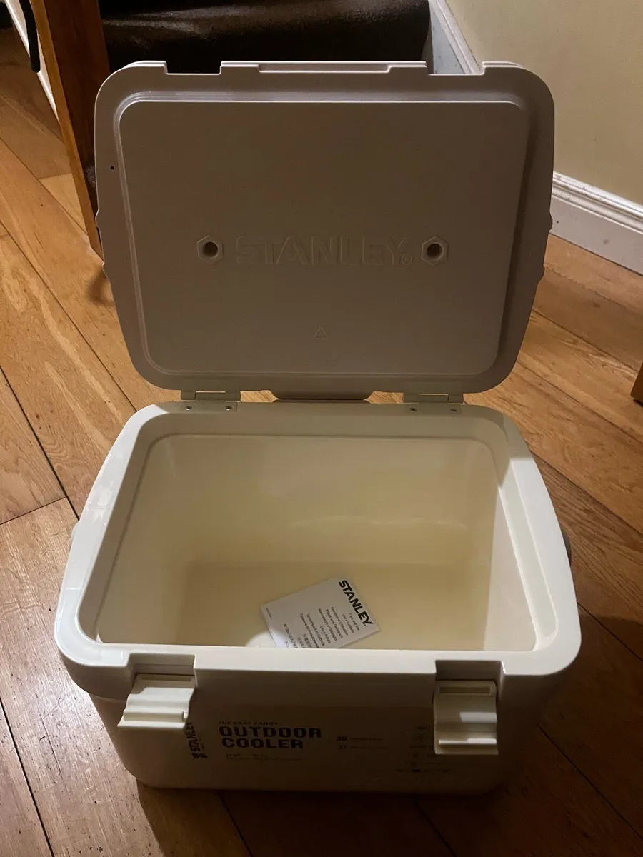 Stanley Cooler Box - Image 3