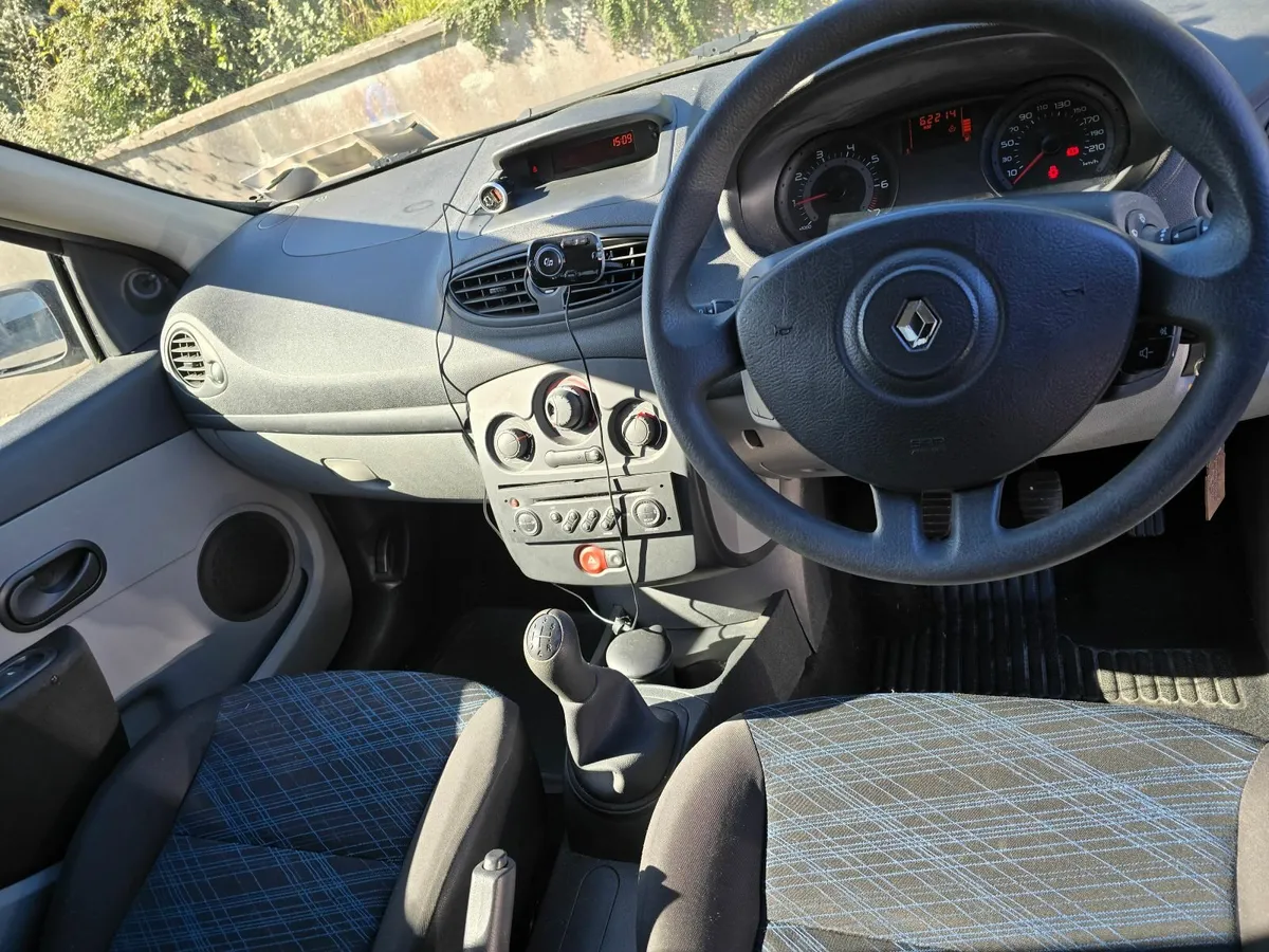 Renault Clio 2006 - Image 3