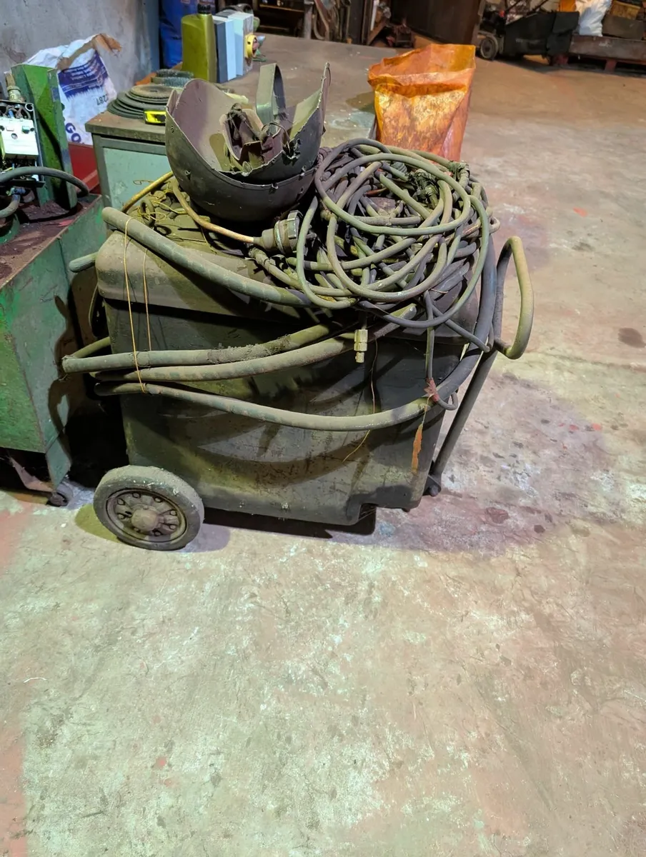 BOC Electrical Arc Welder for sale - Image 4