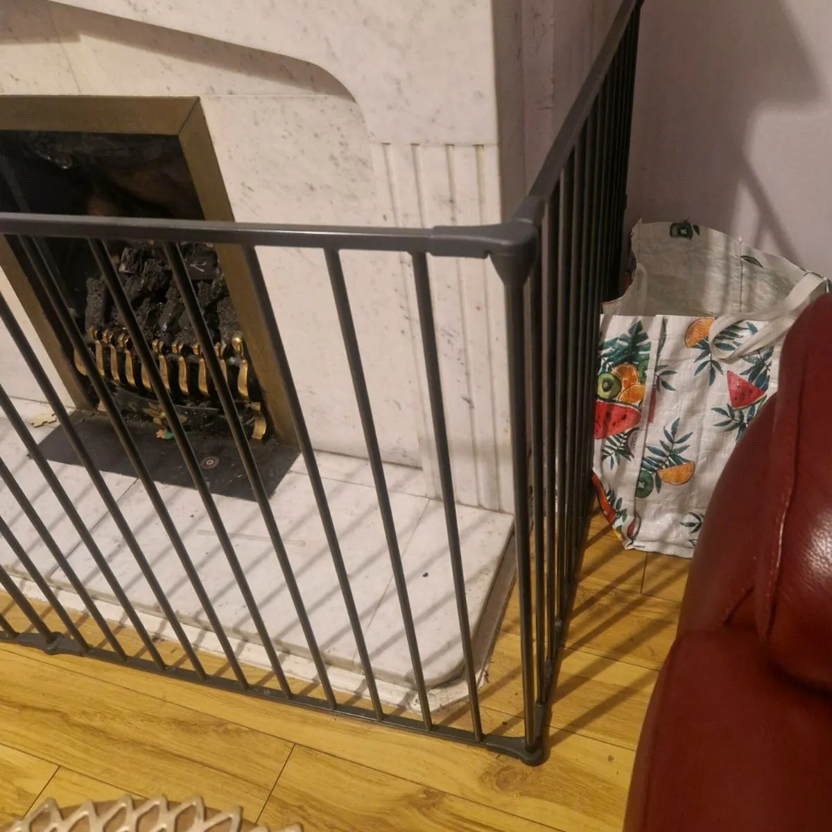 Room divider/fireguard - Image 4