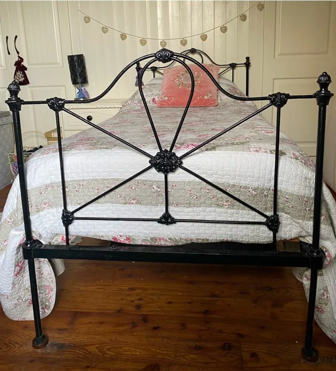 Antique Solid Iron , Single Bed - Image 2