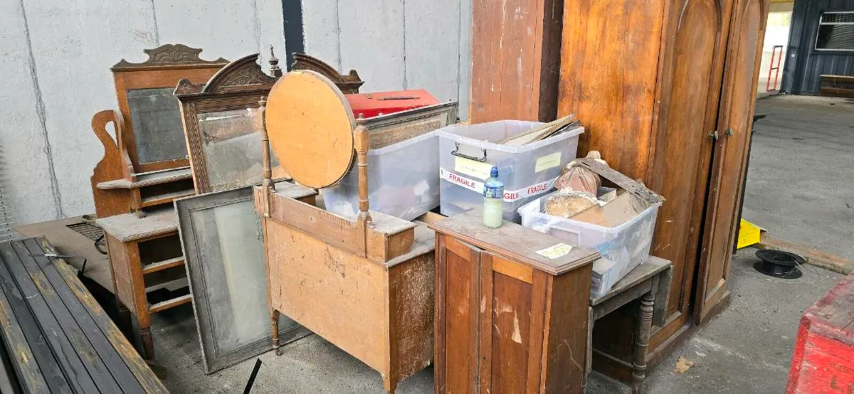 Antique furniture viruses pieces - Image 2