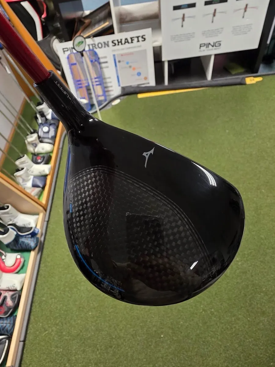 Like New Mizuno St Max 230 5 Wood - Image 3