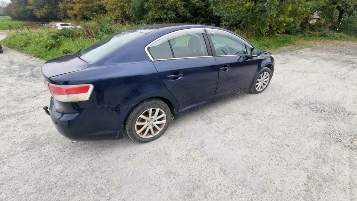 2ltr diesel Toyota avensis - Image 1
