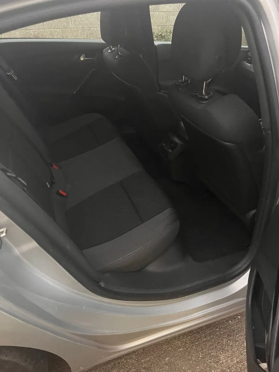 Peugeot 508 2.0 HDI Automatic 2011 - Image 2