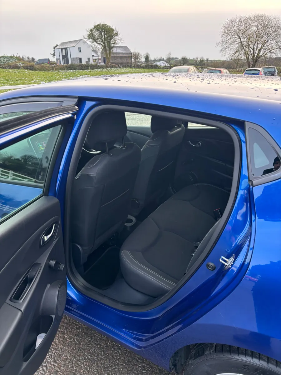 Renault Clio 2019 - Image 4