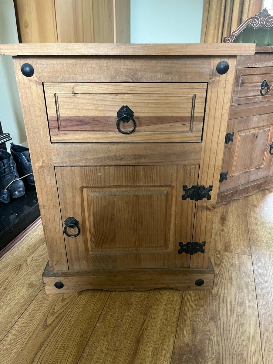 Bedside lockers - Image 2