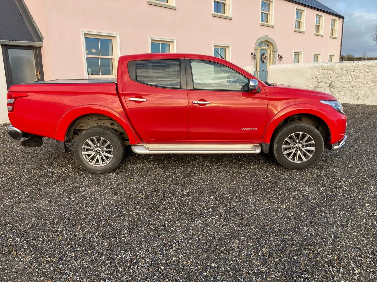 Mitsubishi L200 - Image 1