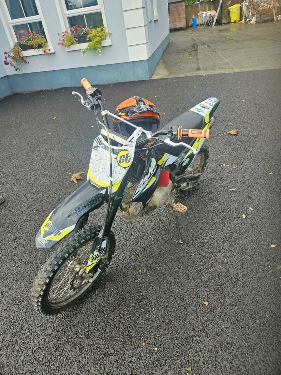 Dirt bike - Image 1