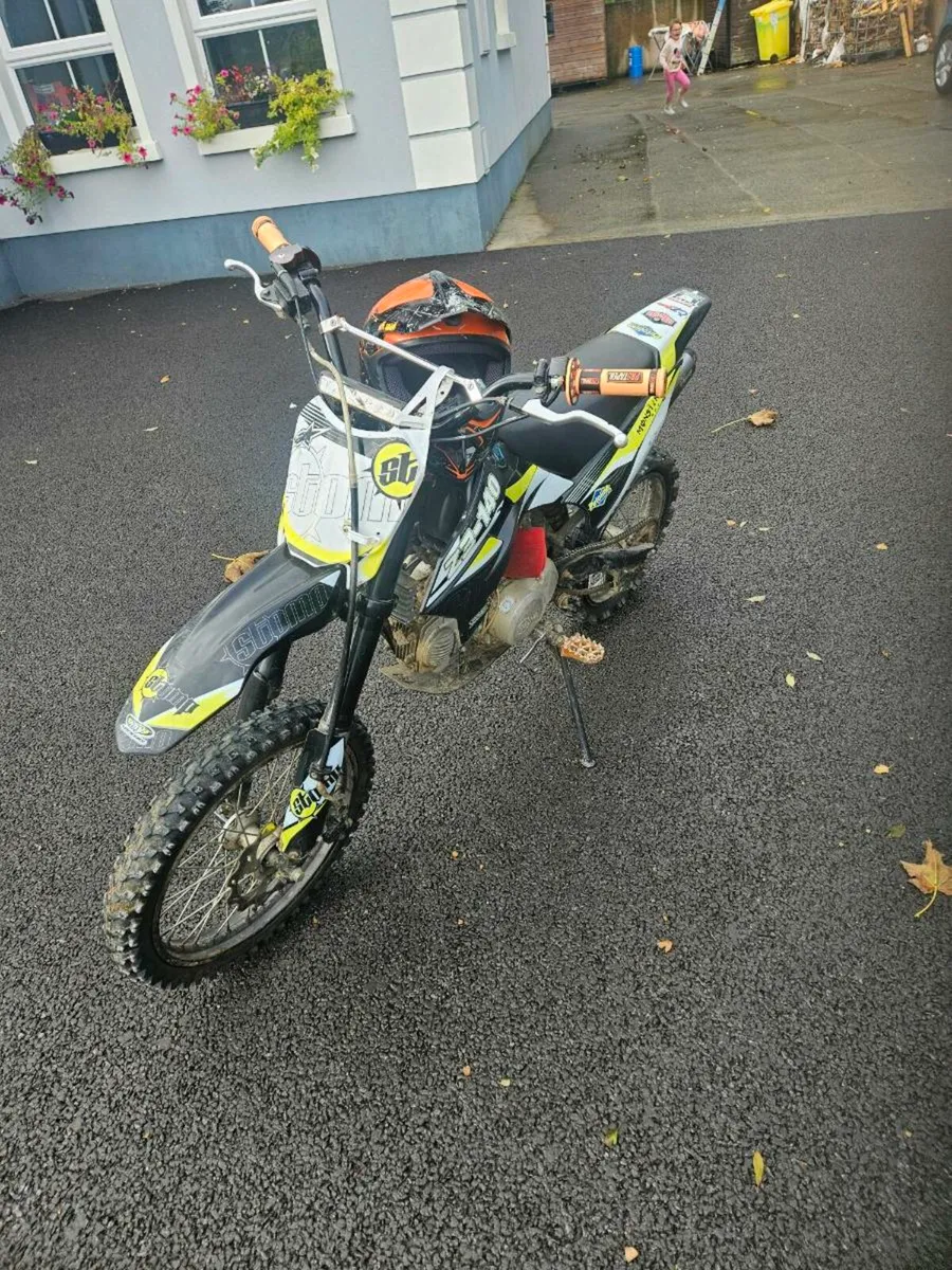 Dirt bike - Image 2