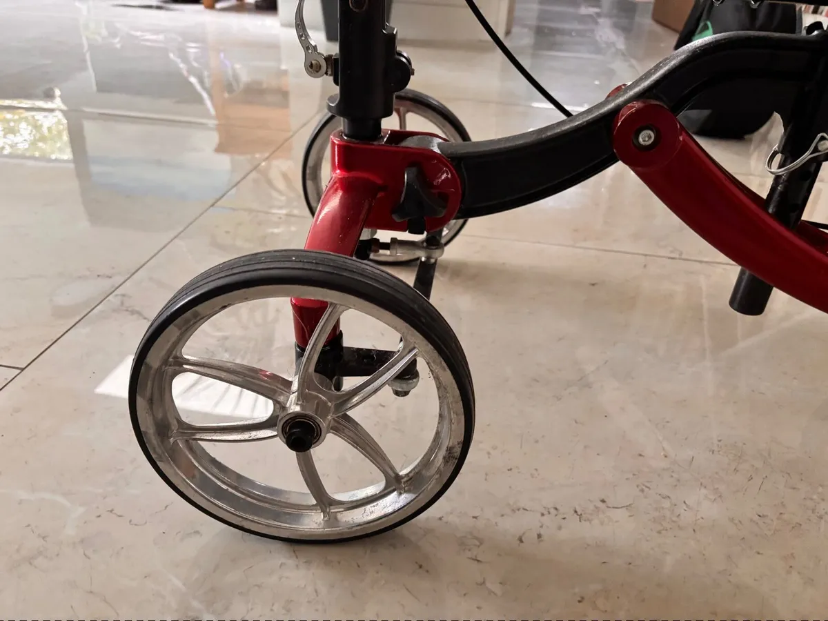 Knee Scooter - Image 3