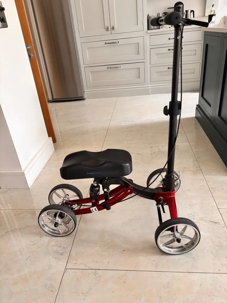 Knee Scooter - Image 4