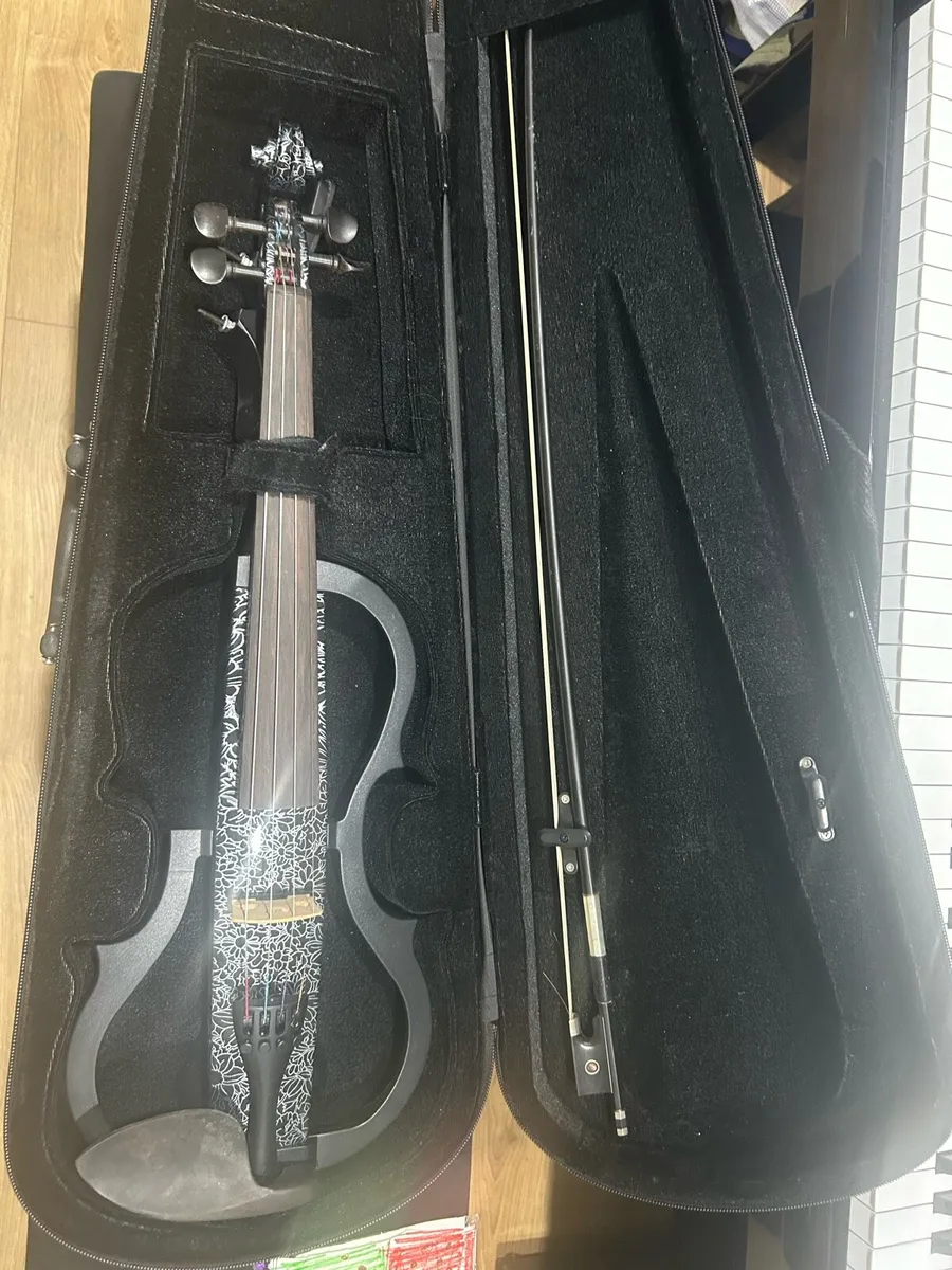 Electric violin - Image 2