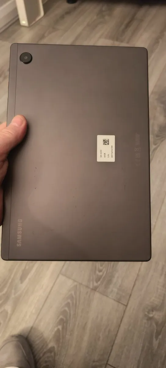 Galaxy tab  A8  64GB 10.5  SM- X200 - Image 4