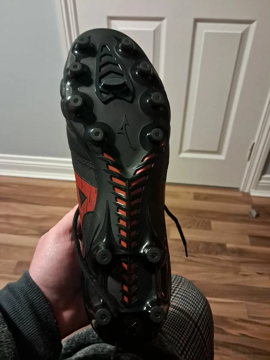 Football Boots Mizuno - Image 4